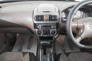 Седан Nissan Sunny 2001 года, 299000 рублей, Барнаул