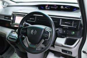 Минивэн Honda Stepwgn 2016 года, 1538000 рублей, Солонцы