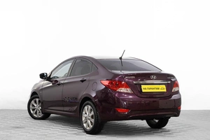 Седан Hyundai Solaris 2014 года, 1189000 рублей, Барнаул