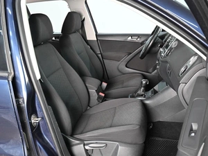 Внедорожник Volkswagen Tiguan 2012 года, 1499000 рублей, Ростов-на-Дону