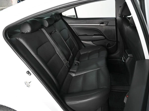 Седан Hyundai Elantra 2018 года, 1649000 рублей, Аксай