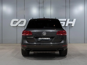 Внедорожник Volkswagen Touareg 2012 года, 2549000 рублей, Воронеж