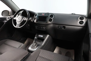 Внедорожник Volkswagen Tiguan 2011 года, 1309000 рублей, Новосибирск