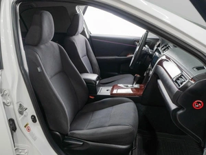 Седан Toyota Camry 2013 года, 1379000 рублей, Тюмень