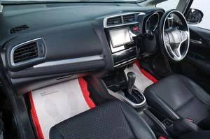 Хетчбэк Honda Fit 2013 года, 1469000 рублей, Челябинск