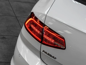Седан Volkswagen Passat 2018 года, 2389000 рублей, Тюмень