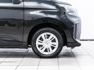 Минивэн Toyota Roomy 2021 года, 990000 рублей, Красноярск