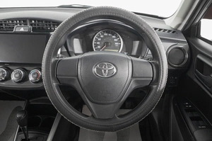 Универсал Toyota Corolla Fielder 2020 года, 1399000 рублей, Барнаул