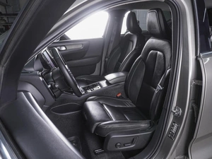 Внедорожник Volvo XC40 2020 года, 2600000 рублей, Ростов-на-Дону