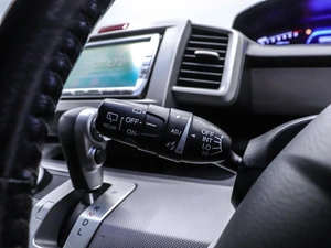 Минивэн Honda Freed 2011 года, 1040000 рублей, Красноярск