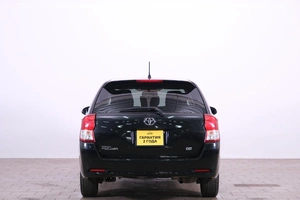 Универсал Toyota Corolla Fielder 2014 года, 1599000 рублей, Омск