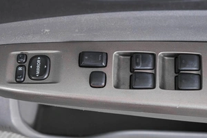 Лифтбек Toyota Prius 2010 года, 649000 рублей, Кемерово