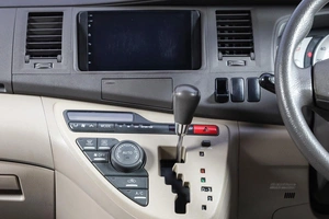 Минивэн Toyota Isis 2006 года, 839000 рублей, Новосибирск