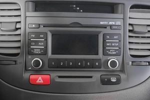 Седан Kia Rio 2010 года, 639000 рублей, Кемерово