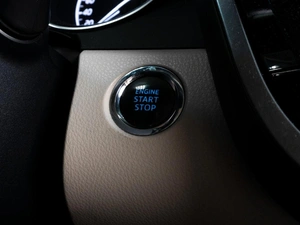 Седан Toyota Camry 2018 года, 2679000 рублей, Тюмень