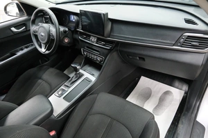 Седан Kia Optima 2018 года, 1679000 рублей, Омск