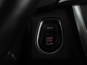 Седан BMW 3 серия 2012 года, 2039000 рублей, Тюмень