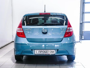 Хетчбэк Hyundai i30 2010 года, 849000 рублей, Красноярск