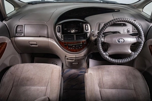 Минивэн Toyota Estima 2001 года, 989000 рублей, Томск