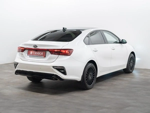 Седан Kia Cerato 2018 года, 1730000 рублей, Красноярск