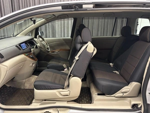 Минивэн Toyota Isis 2010 года, 1090000 рублей, Красноярск