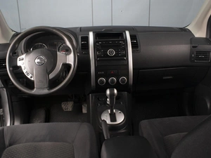 Внедорожник Nissan X-Trail 2012 года, 1240000 рублей, Омск
