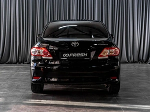 Седан Toyota Corolla 2013 года, 1400000 рублей, Тюмень