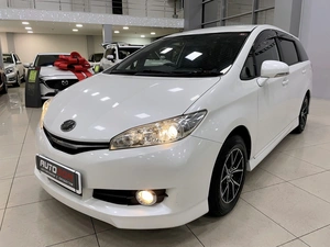 Минивэн Toyota Wish 2012 года, 1327000 рублей, Солонцы