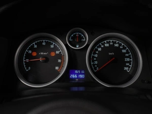 Хетчбэк Opel Astra 2007 года, 399000 рублей, Воронеж