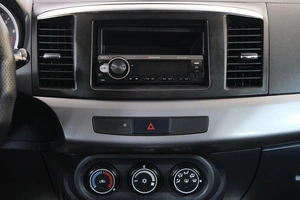 Седан Mitsubishi Lancer 2010 года, 869000 рублей, Омск