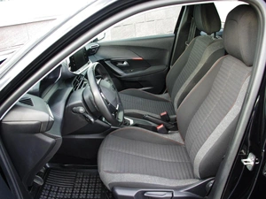 Внедорожник Peugeot 2008 2021 года, 1890000 рублей, Владимир