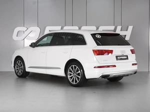 Внедорожник Audi Q7 2019 года, 5337000 рублей, Красный Пахарь