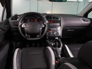 Хетчбэк Citroen C4 2012 года, 679000 рублей, Воронеж