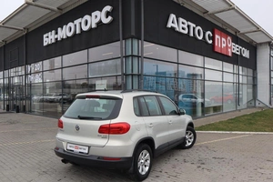 Внедорожник Volkswagen Tiguan 2013 года, 1470000 рублей, Мирное