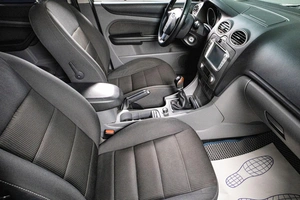 Седан Ford Focus 2009 года, 469000 рублей, Сургут