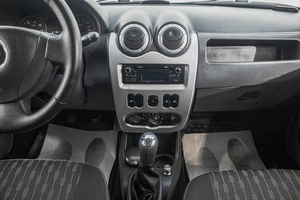 Хетчбэк Renault Sandero 2013 года, 639000 рублей, Барнаул