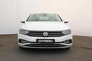 Седан Volkswagen Passat 2020 года, 2332000 рублей, Орёл