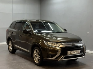 Внедорожник Mitsubishi Outlander 2020 года, 2147000 рублей, Красноярск