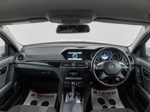 Седан Mercedes-benz C-класс 2011 года, 1400000 рублей, Красноярск
