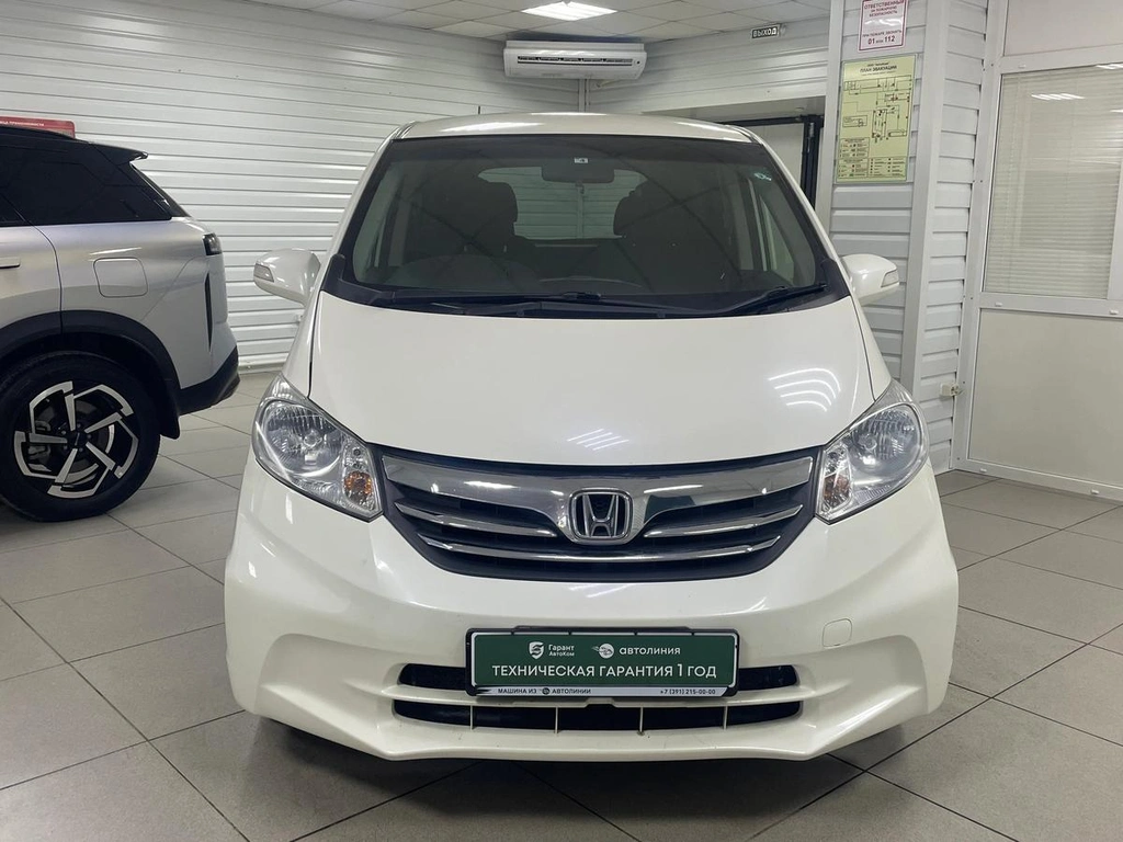 Минивэн Honda Freed 2012 года, 1085000 рублей, Ачинск