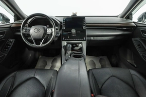 Седан Toyota Avalon 2021 года, 2999000 рублей, Новосибирск