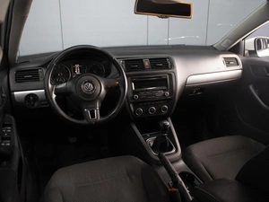 Седан Volkswagen Jetta 2013 года, 810000 рублей, Омск