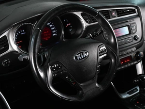 Хетчбэк Kia Ceed 2016 года, 1179000 рублей, Ростов-на-Дону