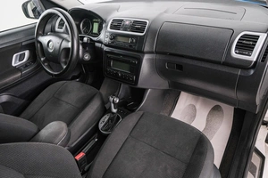 Минивэн Skoda Roomster 2009 года, 699000 рублей, Красноярск