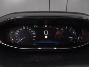 Внедорожник Peugeot 3008 2018 года, 1849000 рублей, Воронеж