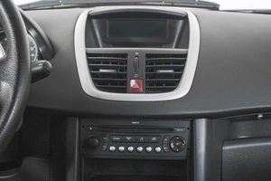 Хетчбэк Peugeot 207 2007 года, 409000 рублей, Кемерово