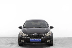 Хетчбэк Kia Ceed 2013 года, 839000 рублей, Барнаул