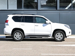 Внедорожник Toyota Land Cruiser Prado 2012 года, 2649000 рублей, Кирилловка