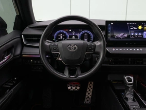 Седан Toyota Camry 2024 года, 3880000 рублей, Большой Сочи