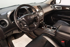 Внедорожник Nissan Pathfinder 2015 года, 2149000 рублей, Челябинск